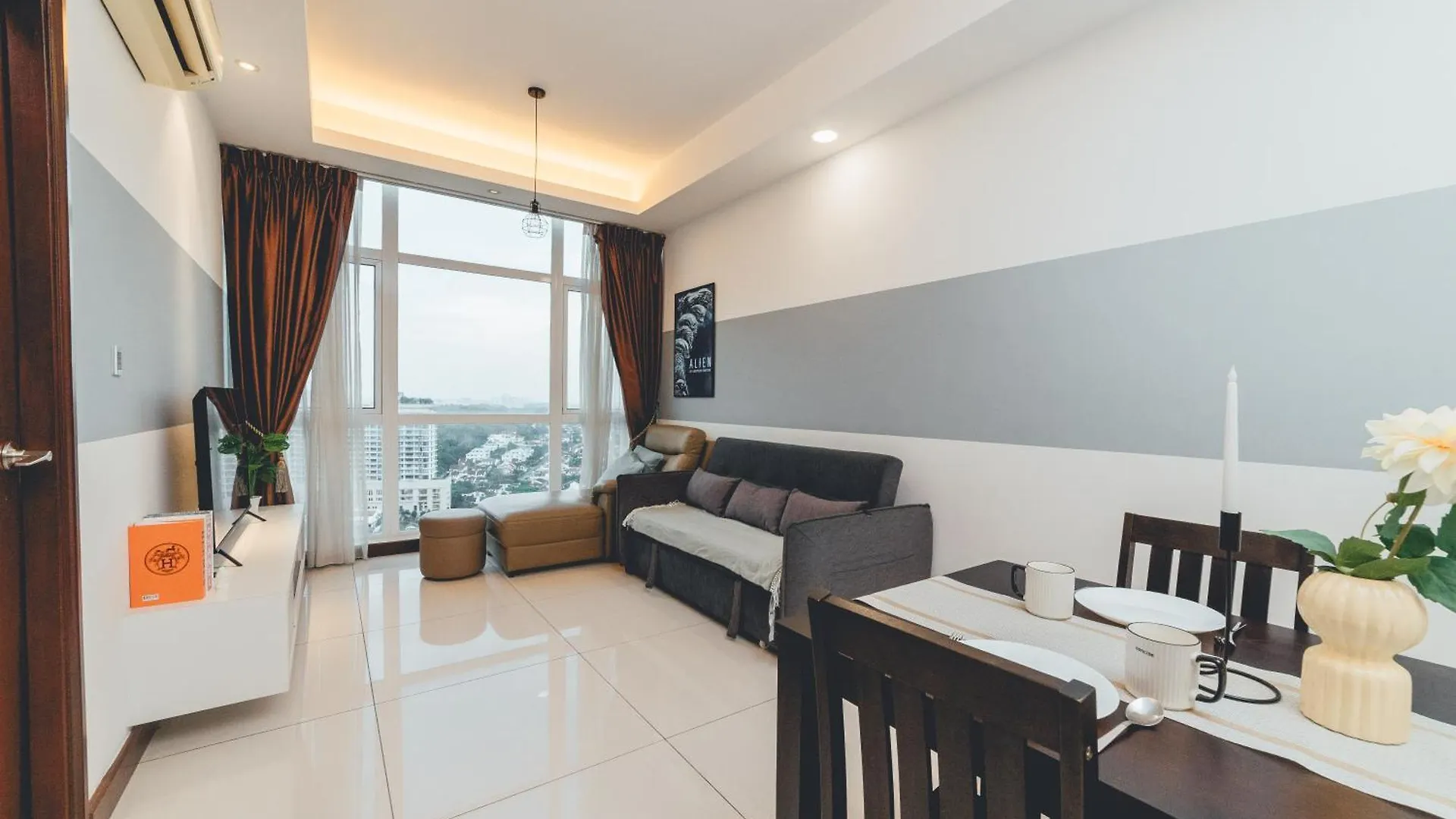 Paragon Residence 2Br4Pax Sleek Stay Nr Ciq Midvalley By Our Stay Johor Bahru